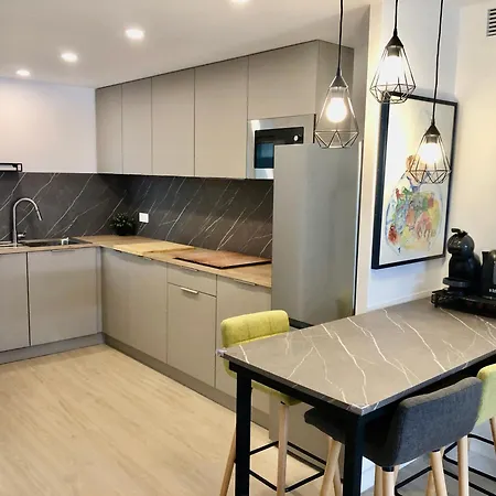 Esperanza Grand - Centro Apartment *